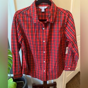 Old Navy new women’s size petite L red and black plaid button down blouse
